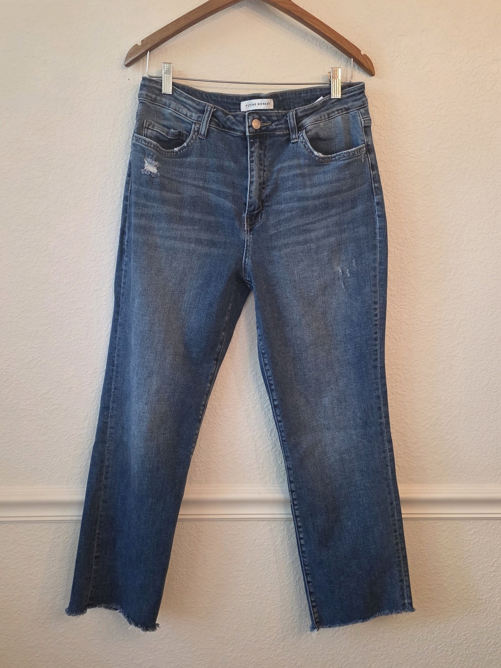 Flying Monkey Women's Cropped Straight Jeans — Washed Blue